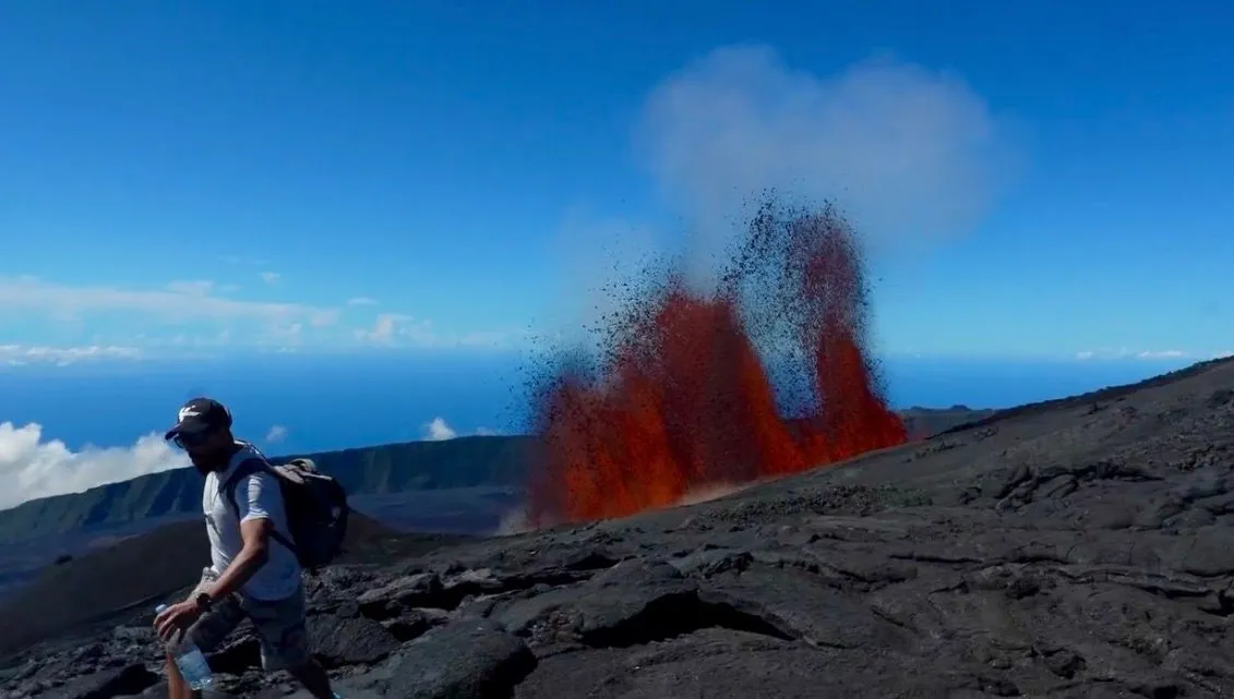 Éruption du Piton de la Fournaise : alerte face aux comportements dangereux des visiteurs — Actualités
